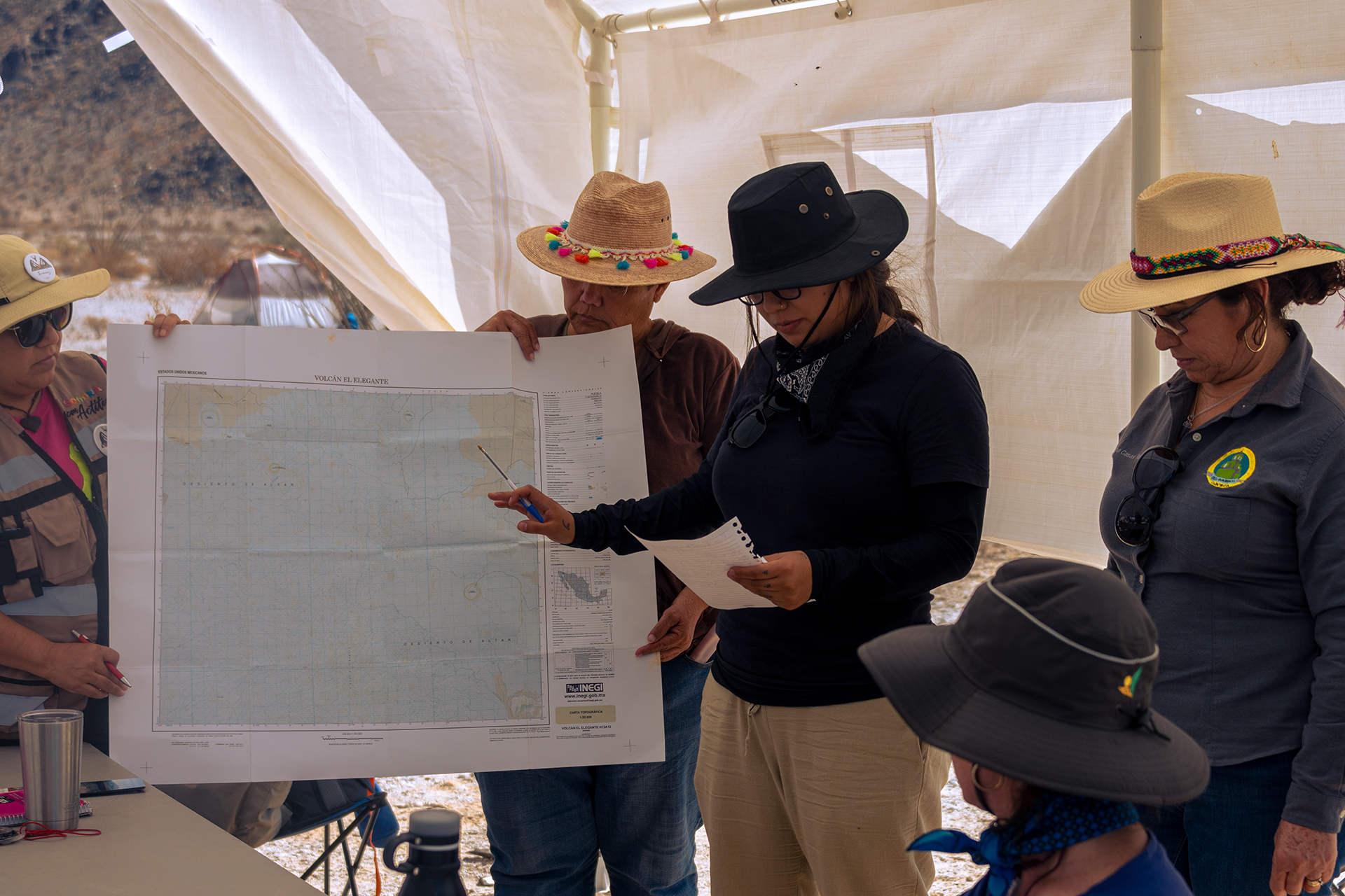 Excursionismo para todos: Mapas, Clima y Seguridad